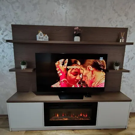 Skyluxe Apartment *